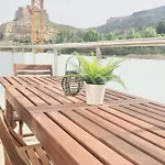 Precioso Piso Terraza, Parking,piscina,zona De Juegos דירה