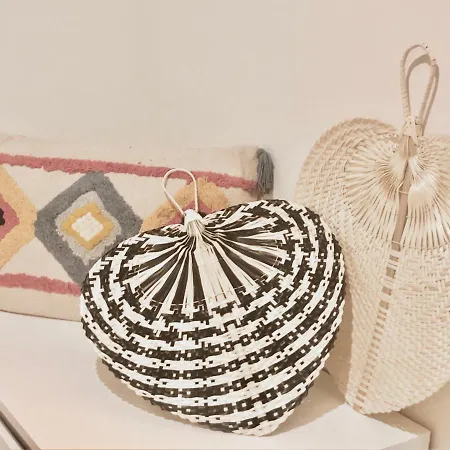 Apartament Precioso Piso Terraza, Parking,piscina,zona De Juegos Monzón