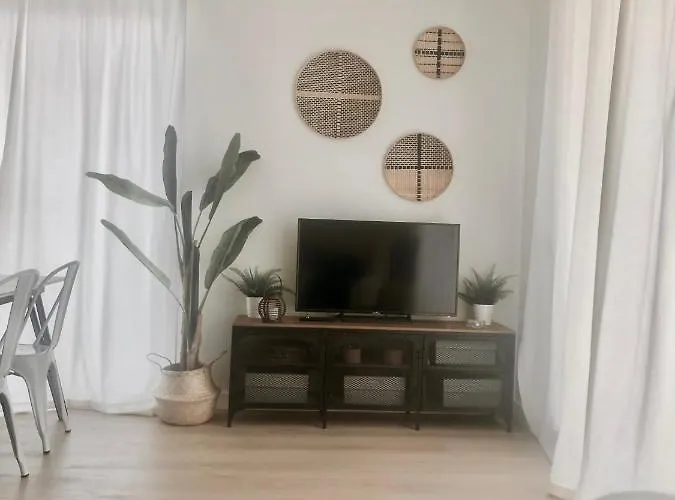 Precioso En Con Terraza,piscina,parque Infantil Y Parking Monzón